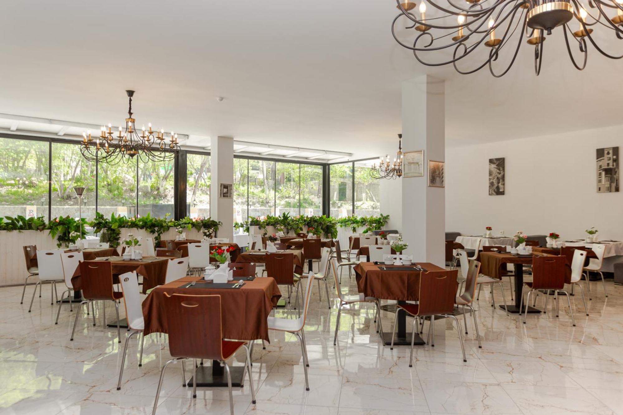 Maajid Quba Hotel&Restaurant Sanatorium Ngoại thất bức ảnh